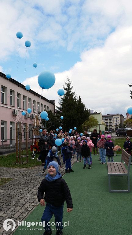 Biłgoraj w kolorze niebieskim. Kosmiczna podróż ku zrozumieniu autyzmu
