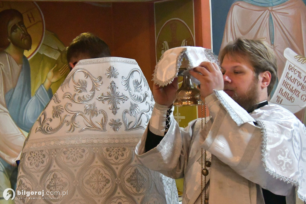 Wielka Sobota w biłgorajskiej cerkwi. Czas ciszy, nadziei i białych szat