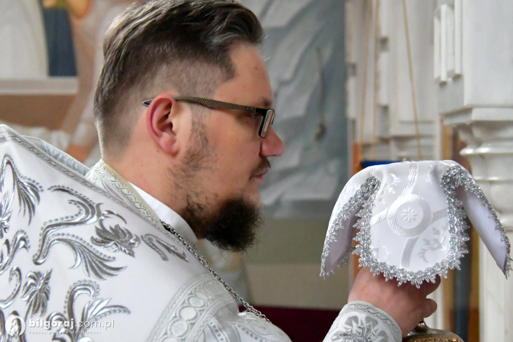 Wielka Sobota w biłgorajskiej cerkwi. Czas ciszy, nadziei i białych szat