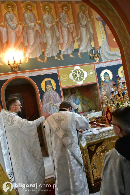 Wielka Sobota w biłgorajskiej cerkwi. Czas ciszy, nadziei i białych szat