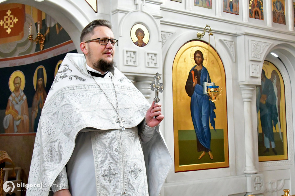 Wielka Sobota w biłgorajskiej cerkwi. Czas ciszy, nadziei i białych szat