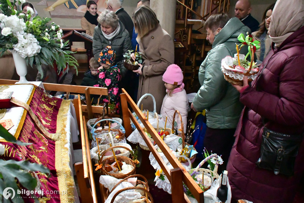 Wielka Sobota w biłgorajskiej cerkwi. Czas ciszy, nadziei i białych szat