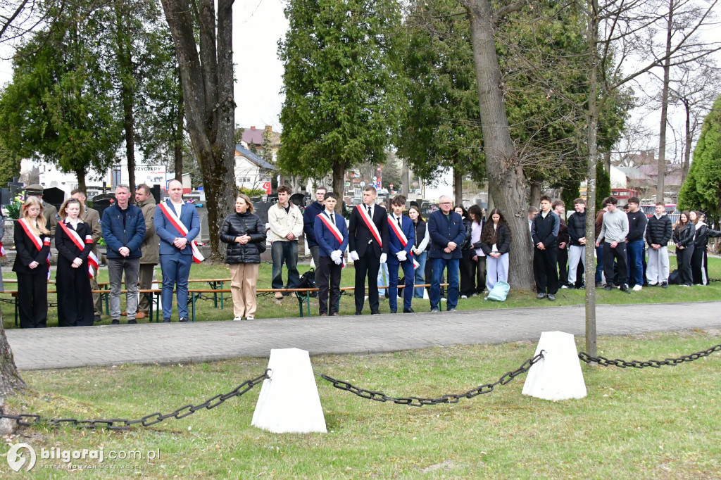 „Pamięć to nasz obowiązek”. Powiatowe obchody Dnia Pamięci Ofiar Zbrodni Katyńskiej