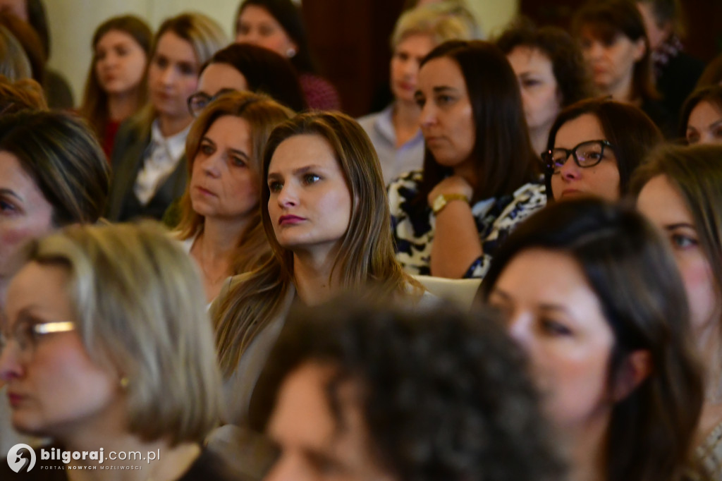 Wiedza, która chroni najmłodszych. Ważna konferencja w Józefowie o przeciwdziałaniu przemocy seksualnej