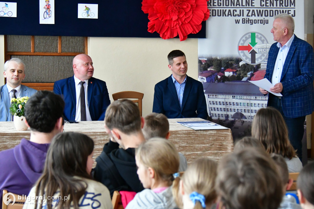 Smólsko bierze wszystko! Wielki sukces uczniów na powiatowym turnieju BRD