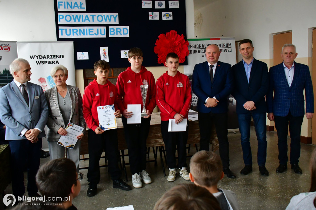 Smólsko bierze wszystko! Wielki sukces uczniów na powiatowym turnieju BRD