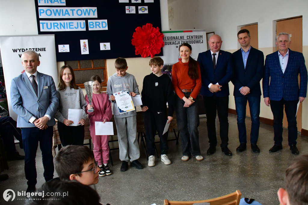 Smólsko bierze wszystko! Wielki sukces uczniów na powiatowym turnieju BRD