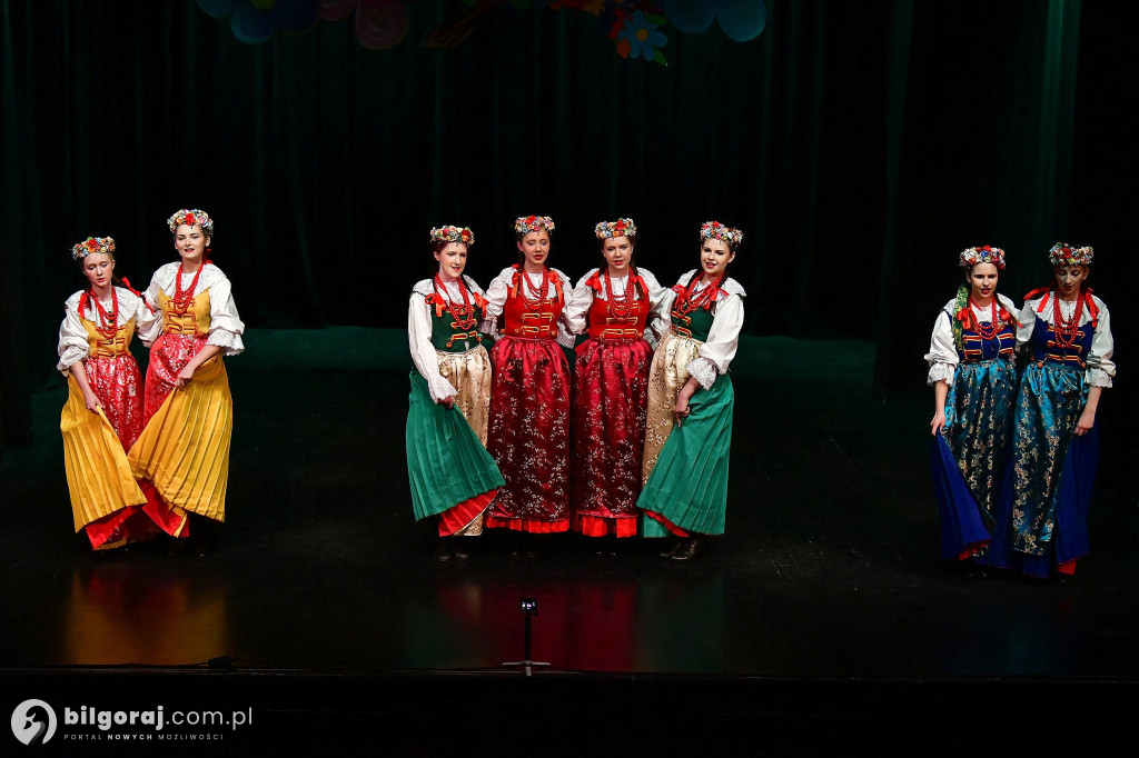 Scena BCK rozkwitła talentem! Wiosenny popis taneczny wychowanków MDK