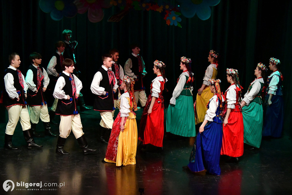 Scena BCK rozkwitła talentem! Wiosenny popis taneczny wychowanków MDK