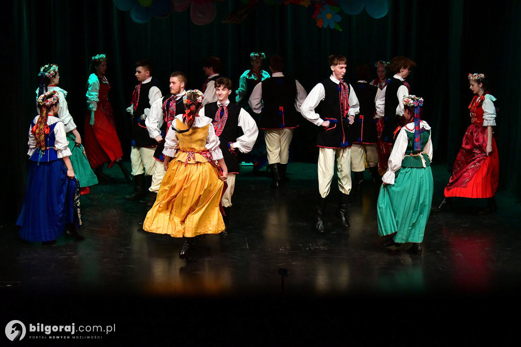 Scena BCK rozkwitła talentem! Wiosenny popis taneczny wychowanków MDK