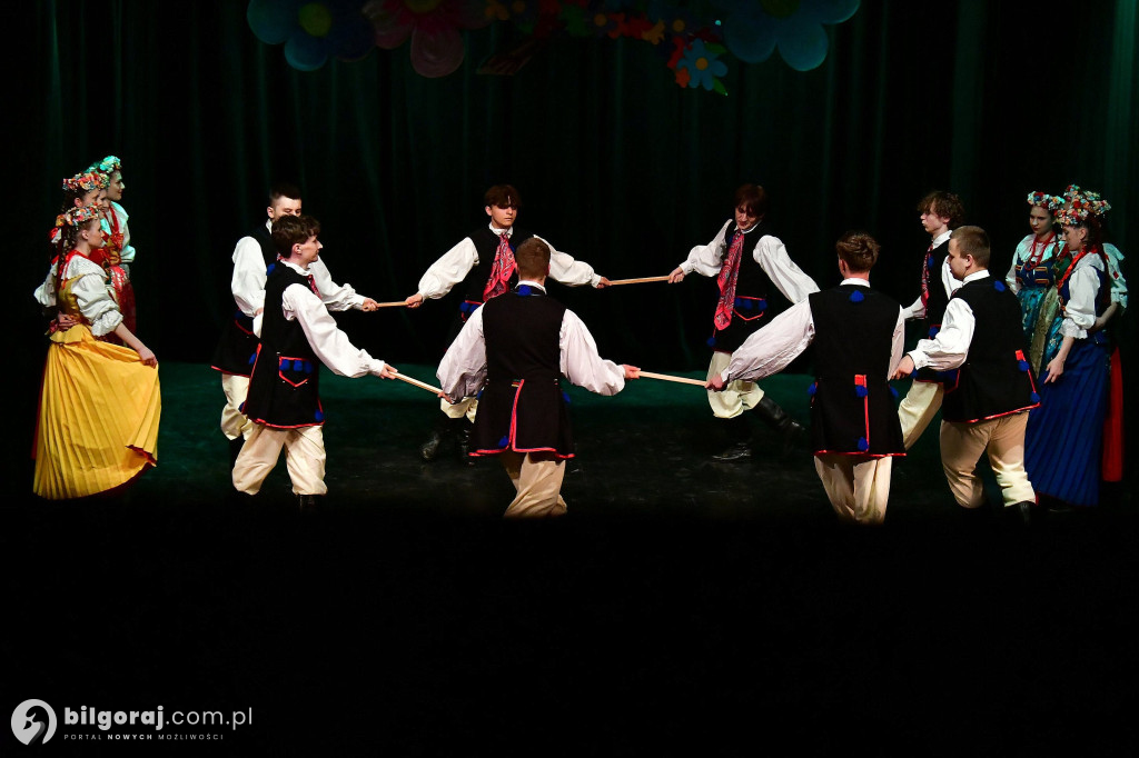 Scena BCK rozkwitła talentem! Wiosenny popis taneczny wychowanków MDK