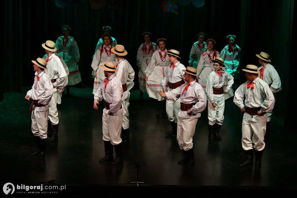 Scena BCK rozkwitła talentem! Wiosenny popis taneczny wychowanków MDK