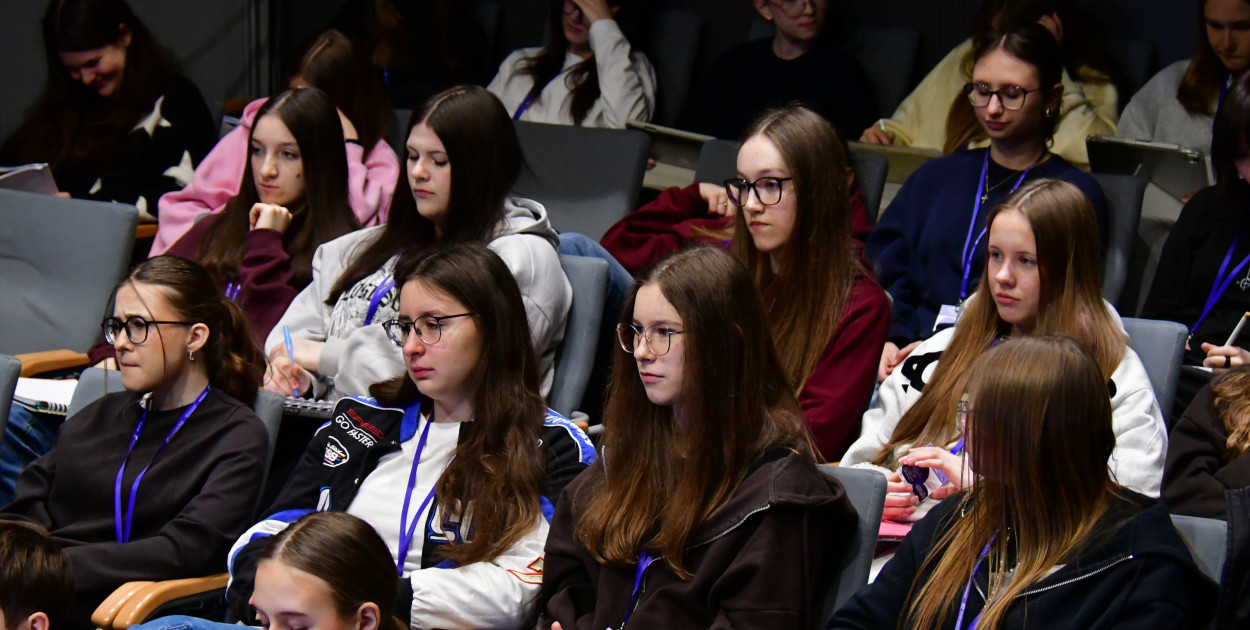 Wielka Powtórka w Biłgoraju: Ósmoklasiści walczą o punkty i wspierają kolegów