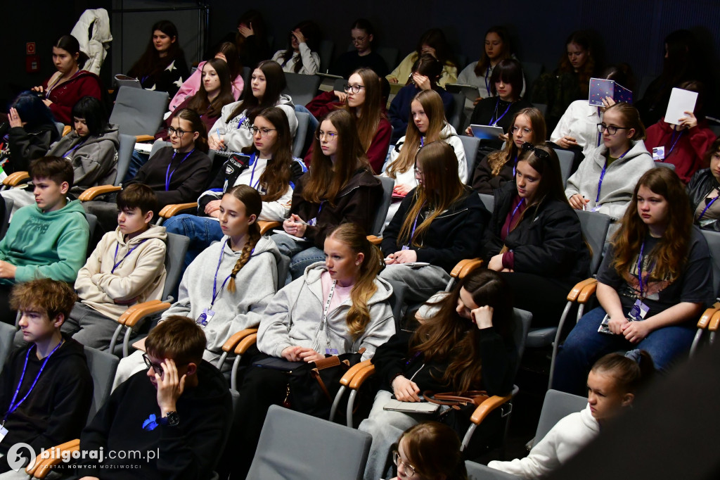 Wielka Powtórka w Biłgoraju: Ósmoklasiści walczą o punkty i wspierają kolegów