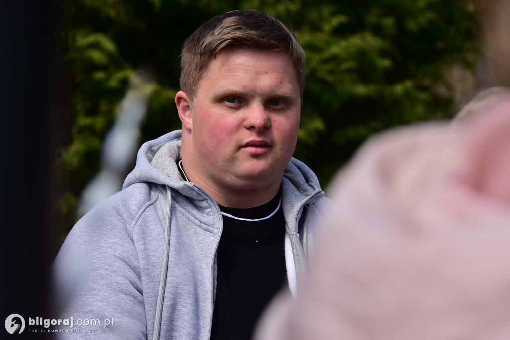 Modlitwa u grobu ks. Budzyńskiego: Relacja z dnia skupienia w Górecku Kościelnym