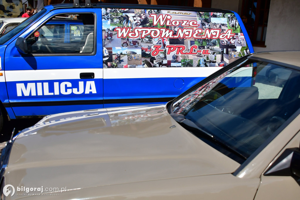 Miasteczko Kresowe wypełniło się legendami motoryzacji. Relacja z otwarcia sezonu