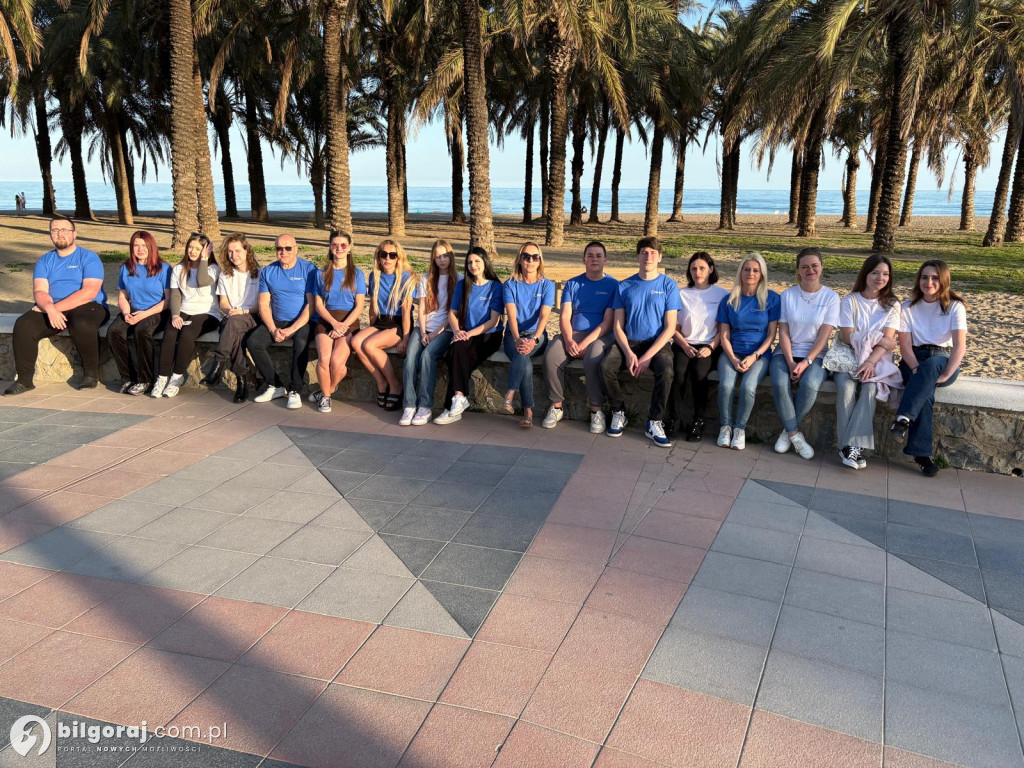 Zagraniczne doświadczenie zawodowe słuchaczy z Medyka – praktyki w słonecznej Hiszpanii