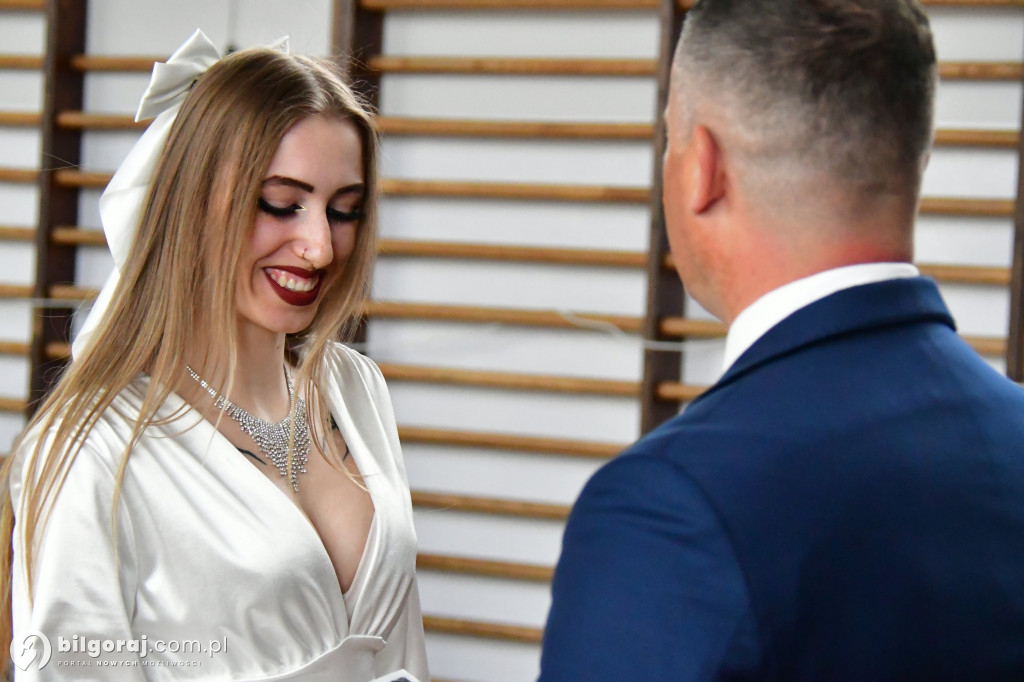 Koniec ważnego etapu. Uroczyste pożegnanie abiturientów w biłgorajskim ZSZiO