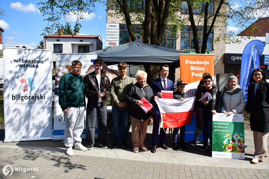 Członkowie MRP w akcji z flagą. Ciekawa inicjatywa