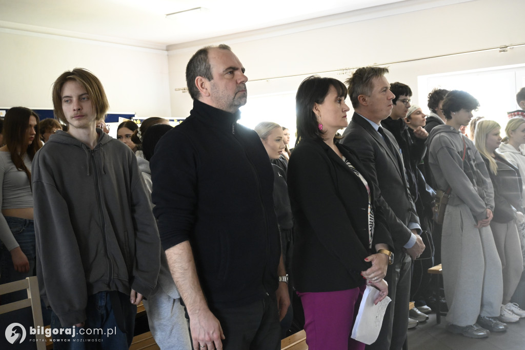 Uroczysta akademia 3 Maja w biłgorajskim ZSZiO