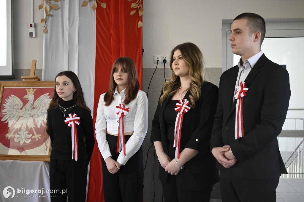 Uroczysta akademia 3 Maja w biłgorajskim ZSZiO