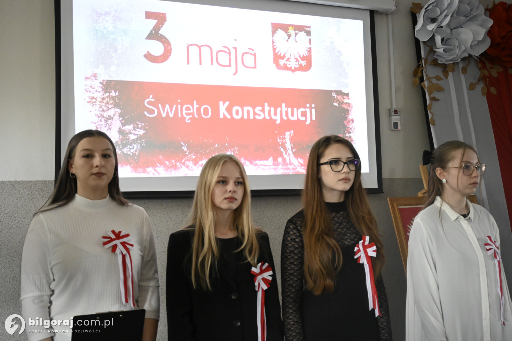 Uroczysta akademia 3 Maja w biłgorajskim ZSZiO