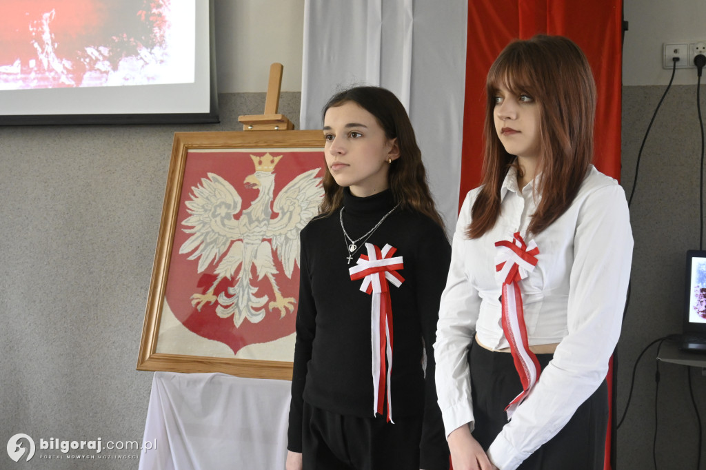 Uroczysta akademia 3 Maja w biłgorajskim ZSZiO