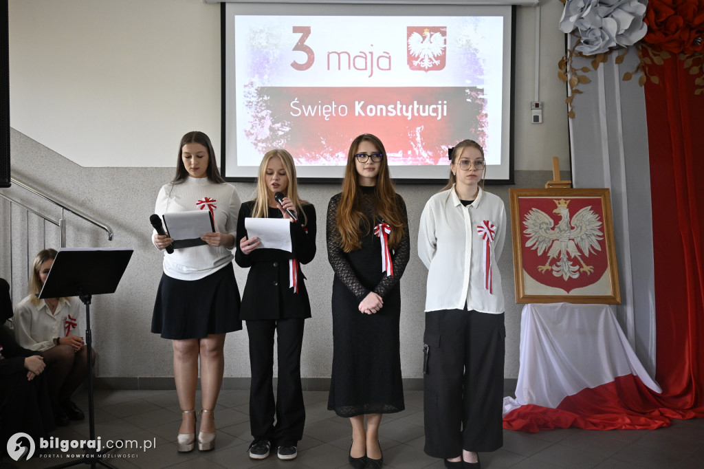 Uroczysta akademia 3 Maja w biłgorajskim ZSZiO