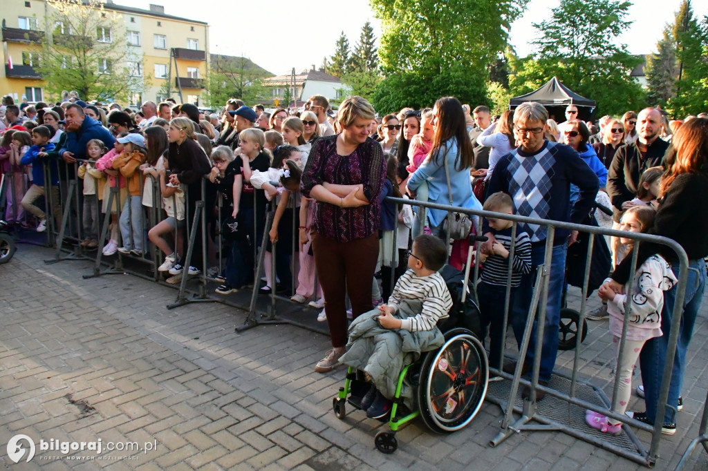Biłgoraj. Koncert Arki Nowego na palcu BCK