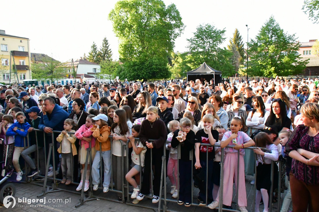 Biłgoraj. Koncert Arki Nowego na palcu BCK