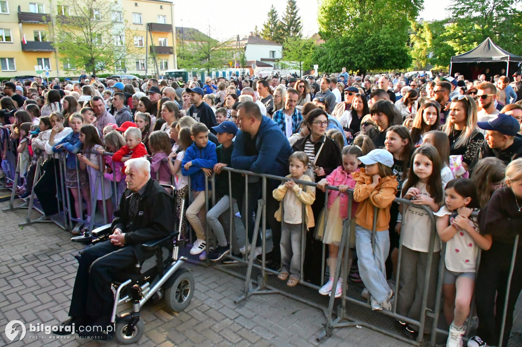 Biłgoraj. Koncert Arki Nowego na palcu BCK