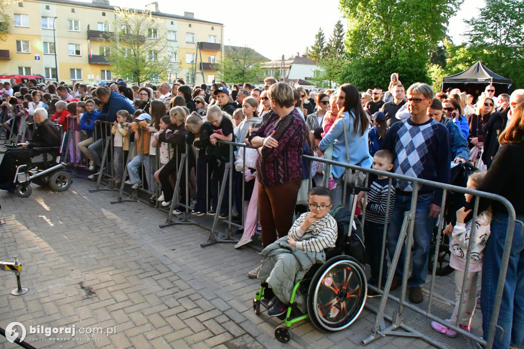 Biłgoraj. Koncert Arki Nowego na palcu BCK