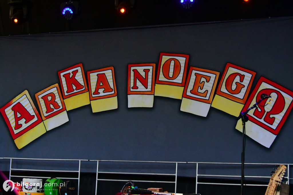 Biłgoraj. Koncert Arki Nowego na palcu BCK