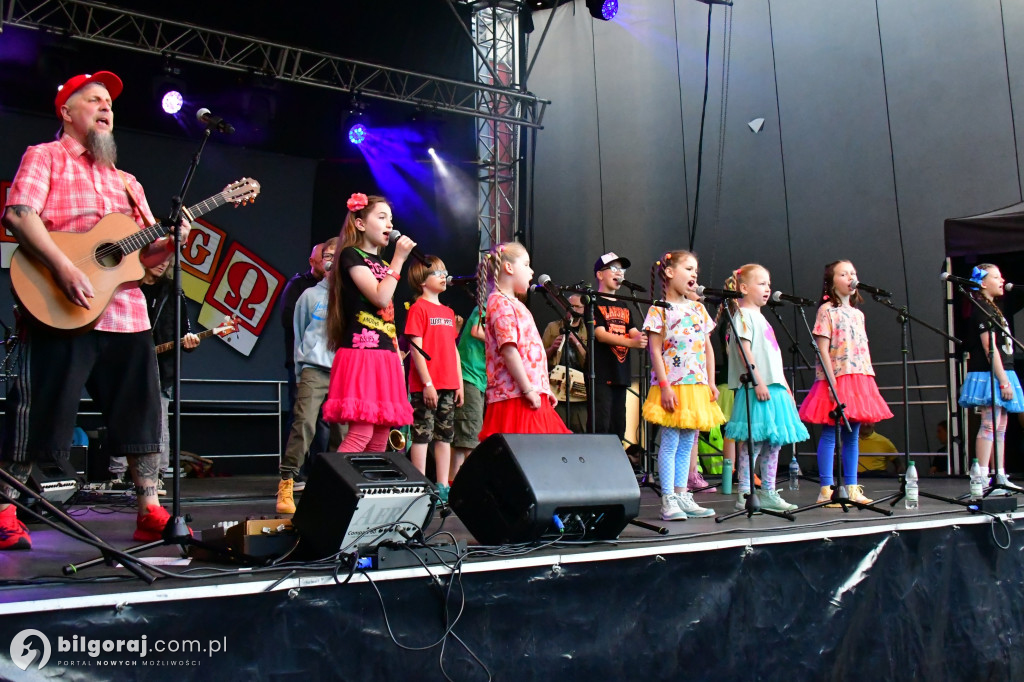 Biłgoraj. Koncert Arki Nowego na palcu BCK