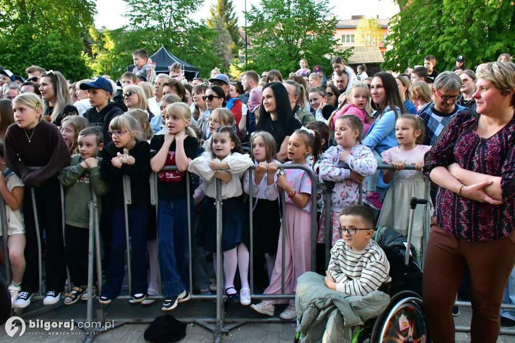 Biłgoraj. Koncert Arki Nowego na palcu BCK