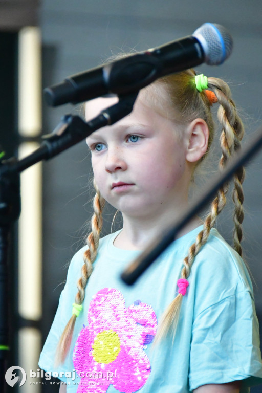 Biłgoraj. Koncert Arki Nowego na palcu BCK