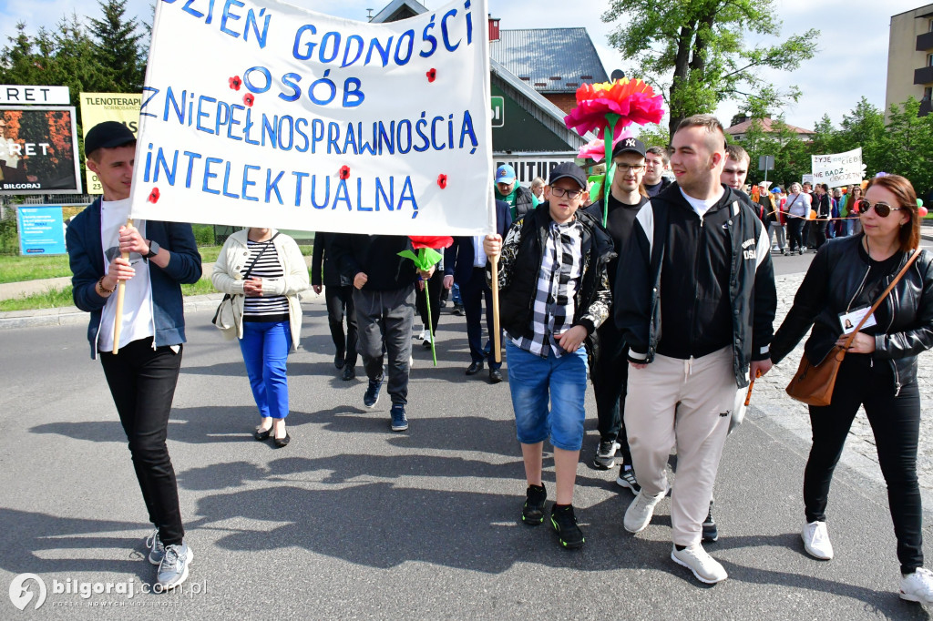Ulicami Biłgoraja przeszedł marsz godności