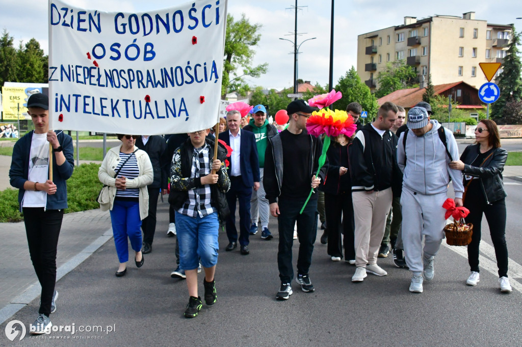 Ulicami Biłgoraja przeszedł marsz godności