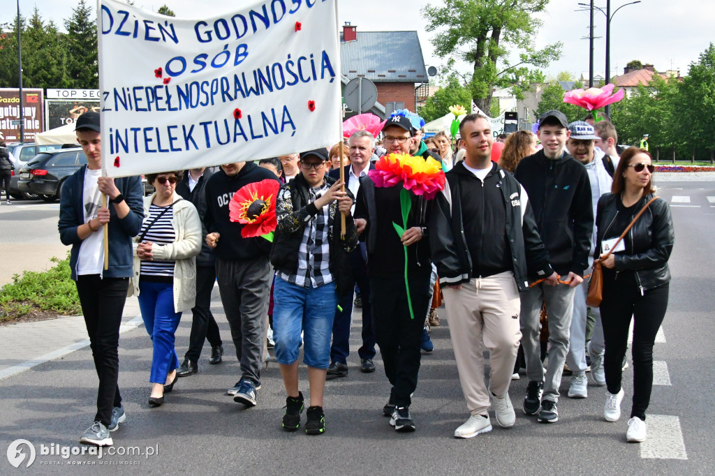 Ulicami Biłgoraja przeszedł marsz godności
