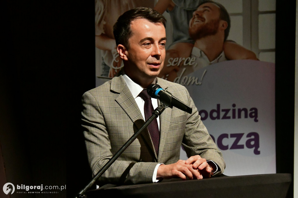 Powiat biłgorajski podziękował rodzicom zastępczym