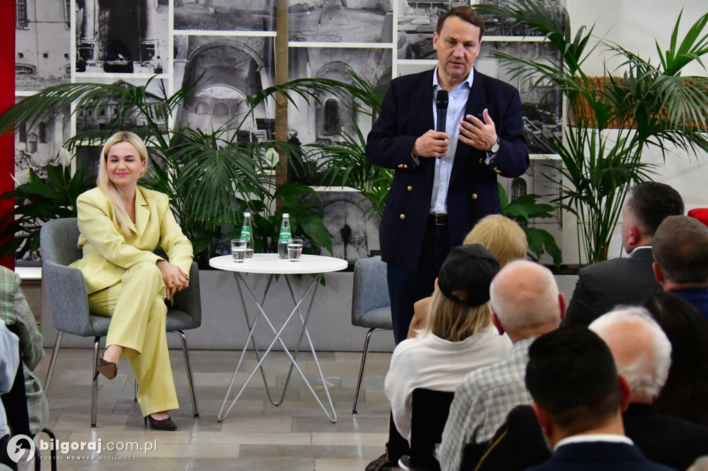 Radosław Sikorski na spotkaniu w Tarnogrodzie