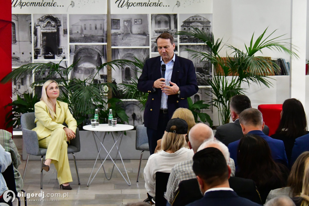 Radosław Sikorski na spotkaniu w Tarnogrodzie