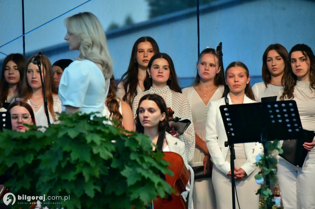 Księżpol. Wieczór uwielbienia w Boże Ciało