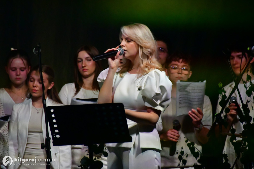 Księżpol. Wieczór uwielbienia w Boże Ciało