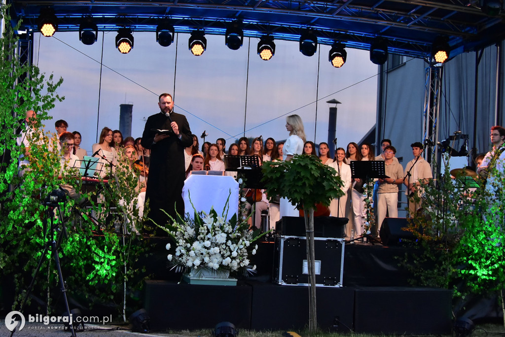 Księżpol. Wieczór uwielbienia w Boże Ciało