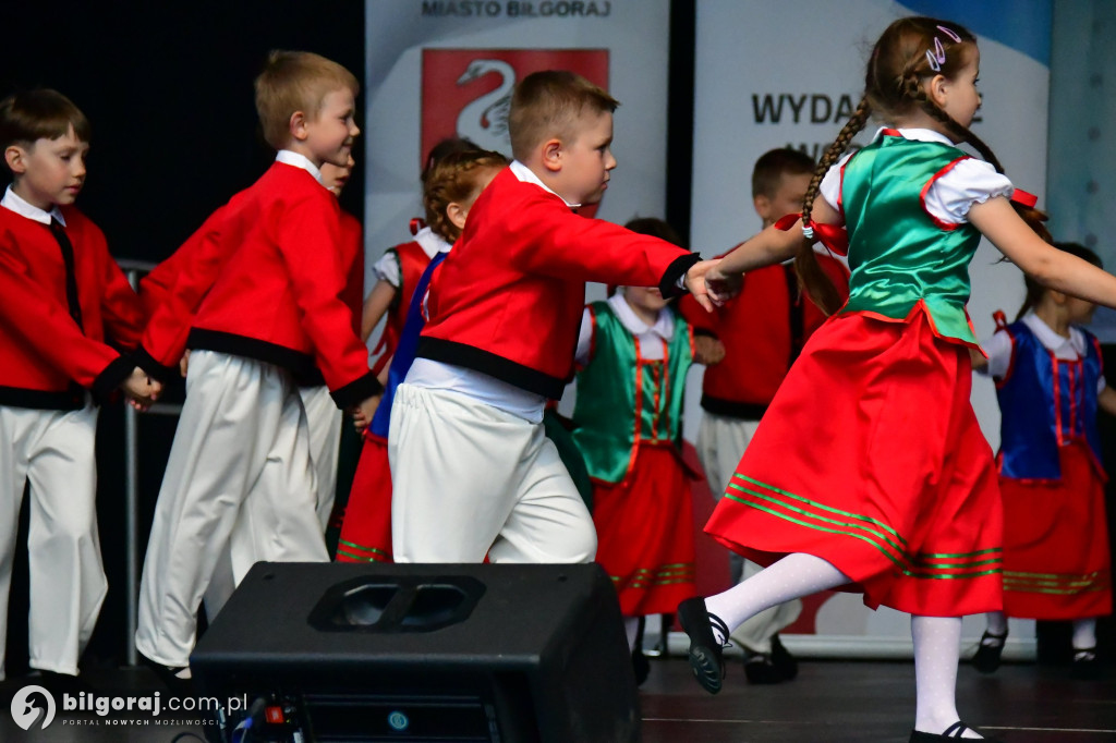 Biłgoraj. Koncert wychowanków MDK - Kalejdoskop