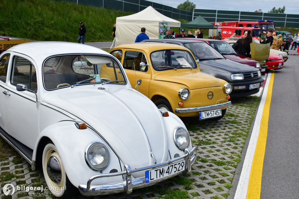 Zlot zabytkowych aut w Biłgoraju na Autodromie
