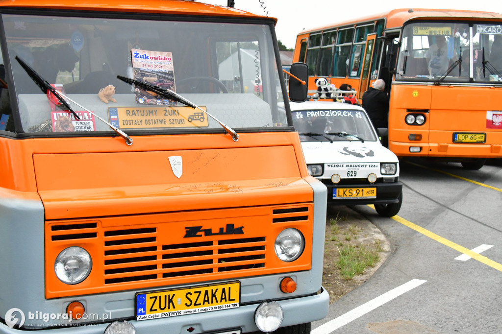 Zlot zabytkowych aut w Biłgoraju na Autodromie