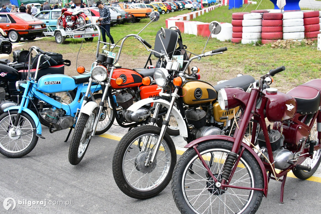 Zlot zabytkowych aut w Biłgoraju na Autodromie