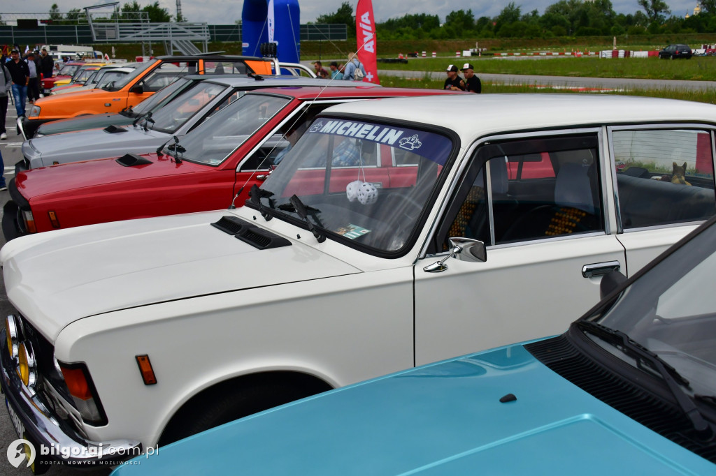 Zlot zabytkowych aut w Biłgoraju na Autodromie